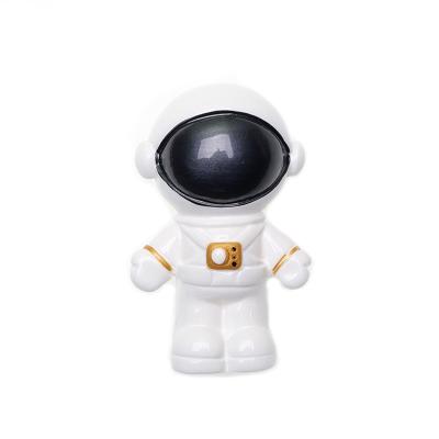 China Europe Astronaut Desktop Ornaments Resin Astronaut Figure Toy Cake Topper Tabletop Ornament for Kids Party Gift Decor for sale