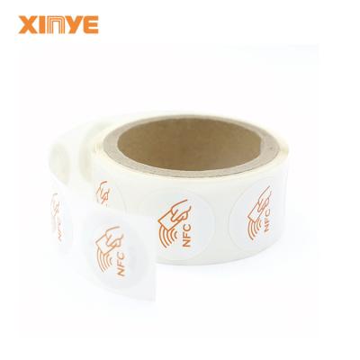 China Waterproof / Weatherproof NFC tag NXP-NTAG213 215 216 rfid label tag nfc sticker roll custom nfc tag for sale