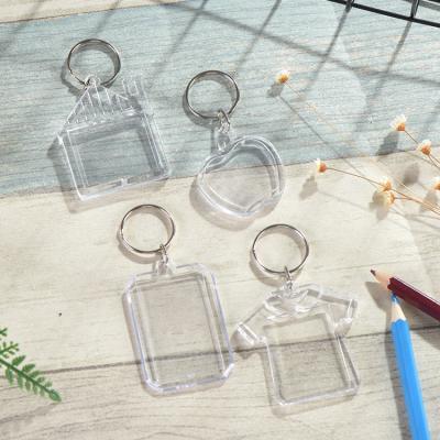 China Promotional Clear Cheap Acrylic Blank Flashing Key Chain Different Shape Sublimation Key Chain Plastic Acrylic Blank Manufacturer for sale