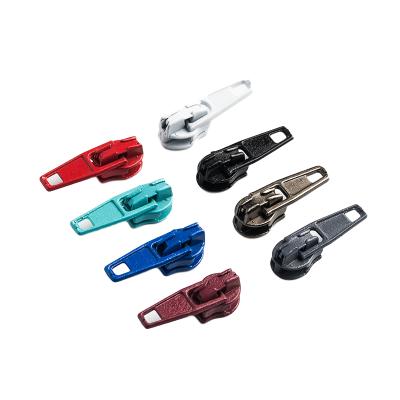 China Nickel Free Head 3# Automatic Nylon Zipper Lock Metal Zipper Sliders For Long Nylon Zipper Chain for sale