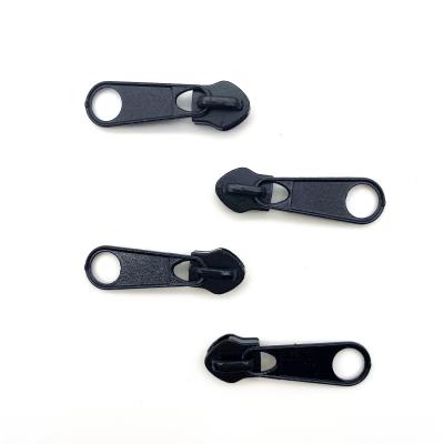 China High Quality Black Nickel Free No Lock Zipper Puller for sale