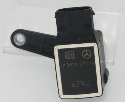 Cina 15mA OE A010 542 76 17 Mercedes Benz Height Level Sensor in vendita