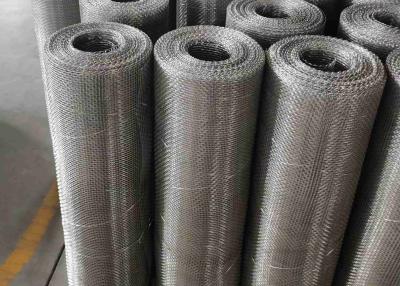 China Square Hole SS Woven Wire Mesh 18x18 Mesh Selvage Edge for sale