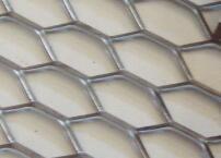 China Hexagonaal Gat 0,5 tot 8mm Uitgebreid Metaal Mesh For Protection Te koop