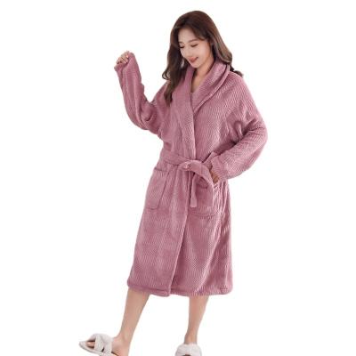 China Child-Proof Wholesale Customized  High Quality Hotel Super Plush Coral Fleece Bathrobe for sale