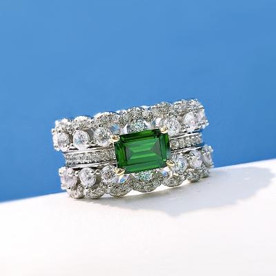 China Emerald Ring Trendy FASHIONABLE 925 Sterling Silver Jewelry Wedding Ring with 5A CZ Stone for sale