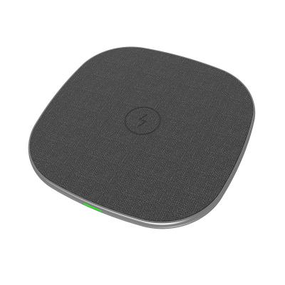 China OEM Universal Mobile Phone Charger Hot Selling Wireless Charging Fast Charging Wireless Pad For Cells for sale