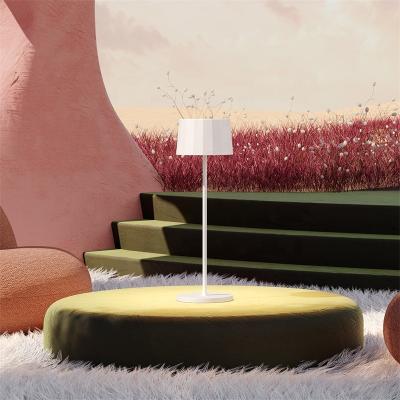 China Various Modern Extruded Aluminum Table Lamps Table Lamps Modern Profiles Factory Sale Rechargeable Table Lamp for sale