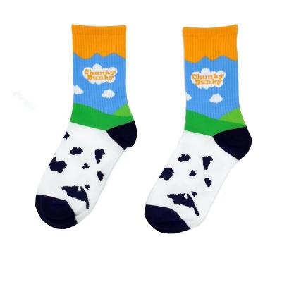 China Breathable Japanese Black White Retro Cow In The Tube All-match Sports Socks Grid Stripes Casual Fashionable Socks for sale