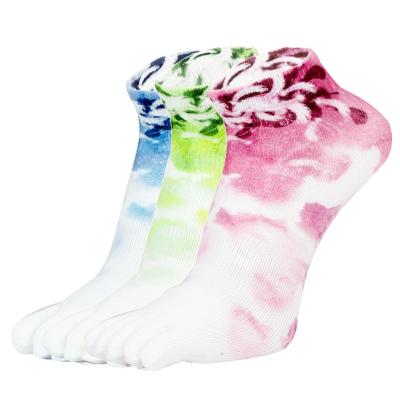 China Sports Gym Dance Socks Printed Five Fingers Yoga Socks For Women Non Slip for sale