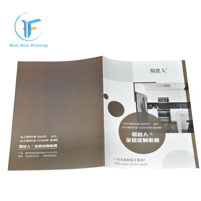 China paper & Cardboard Customized Magazine Catalog Brochure Printing Professional Booklet Printing for sale