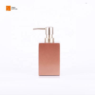 China Home/Hotel Polyresin Custom Bathroom Decor Home Accessories Luxury Hotel Design Accessories Resin Soap Liquid Lotion Dispenser Bottle for sale