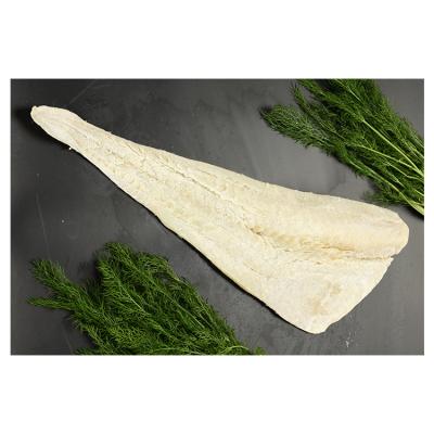 China Delicious Low Fat Dry Salted Atlantic Cod Fillet Fish Fillet for sale