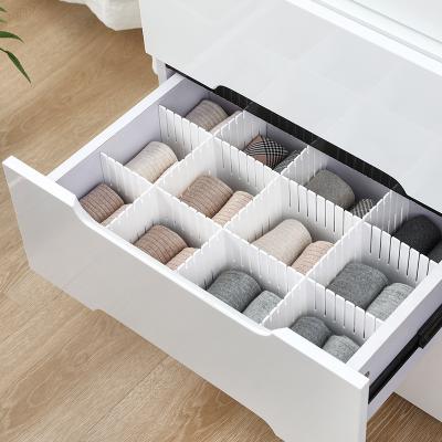 China Amazon Diy Modern Adjustable Drawer Divider Separator Hot Selling Underwear Bock Household Combination Plastic Drawer Dividers for sale