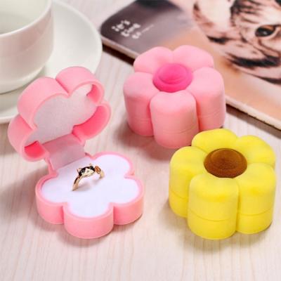 China Assembled Velvet Sun Flower Shaped Assemble Earring Ring Velvet Jewelry Pendant Storage Box for sale