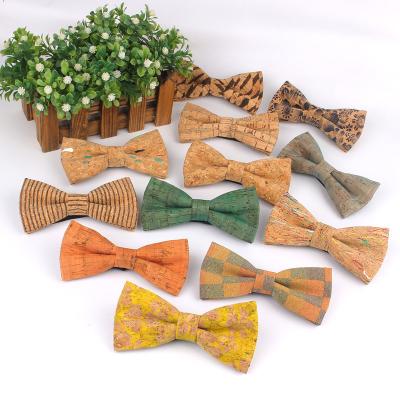 China New Fashion Luxury Wooden Grain Pre Tied Men's Wooden Bow Ties For Wedding Party for sale