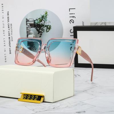 China Fashion sunglasses brand same ladies large square frame sunglasses shading cool beautiful black girls shape sunglasses wholesale for sale