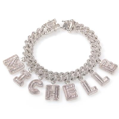 China 2021 Wholesale Women's Casual/Sporty Hitter Jewelry Bangle Baguette Letter Charm Bracelet Personalized Custom DIY Name Necklace for sale