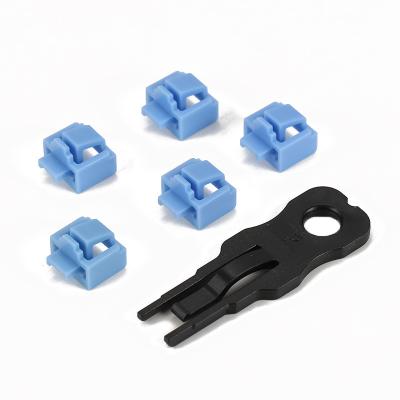 China Quality Product Plastic Blue Left Rj45 Lock With Keys Ethernet Hub Port Rj45 Anti Dust Cover Plastic Cap Protector With Key for sale