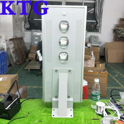 China Road 30w UK Import 3EYES 30w 60w 90w Solar Led Street Light Street Light 160lm/w Solar Bike Path/Country Road Lighting Solar Light for sale