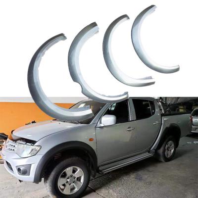 China Vacuum Injection Pocket Style FFD28 Wide Wheel Fender Flares Matte Black For MITSUBISHI TRITON 2005-2015 for sale