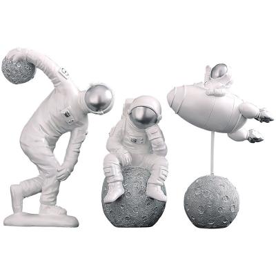 China China Resin Open Statue Animal Luxury Figure Figure Balloon Tray Decoration Home Life Size Astronaut ODM Astronaut Life Size Astronaut for sale