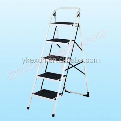 China Durable Folding Ladders Household Wide Pedal Iron Folding Ladder With 5 Steps for sale