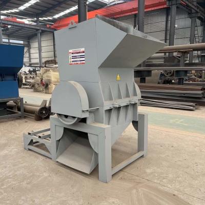 China 200-400kg Capacity Pet Bottle Scrap Cutting Crusher Machine Industrial Plastic Waste Pipe Flat Plastic Crusher Machine for sale