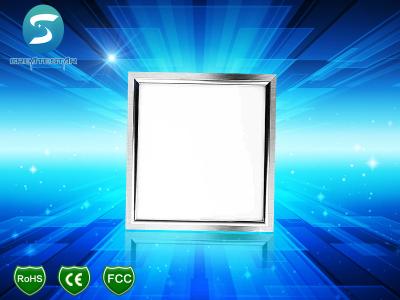 China Luces de techo planas del LED de la publicidad de la prenda impermeable al aire libre 2X2 LED del panel en venta