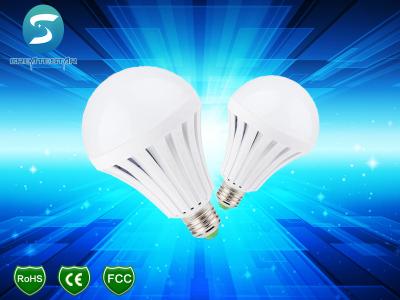 China 7W Indoor Rechargeable Led Bulb Light for Home Emergency Lighting for sale