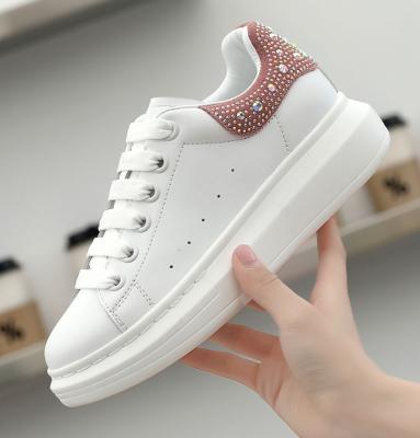 China 2020 Fashion Trend New Design Women's Casual Shoes Tpu Outsole Running Shoes Walking Shoes for sale