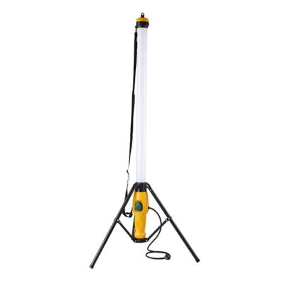 China Modern Outdoor Working Lights Tripod Work Led Fold Light With Two Power Socket for sale