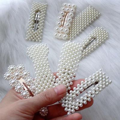 China Jewelry Designer Fashion Pearl Flower Hair Clip Women Pearl Hair Clip Set Hair Accessories for sale