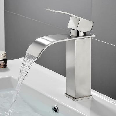 China Thermostatic Modern Single Hole Faucets Faucets Single Hole Deck Mount Brass Basin Sink Faucet Waterfall Basin Faucets for sale