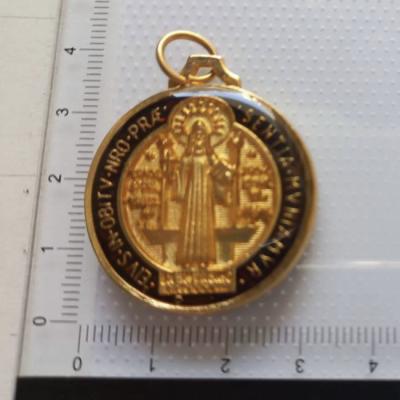 China High Quallity Large Saint Benedict Medal Pendants Double Sided Catholic Gifts Favors Charms Pendants Medallas San Benito charm connector for sale