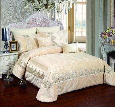 China Washable Cozy Durable Soft Bedding Washed Jacquard Comforter Cover Bedspread for sale