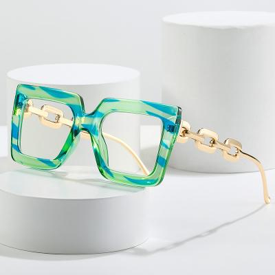 China 2022 new personalized square rectangle chain lens flat trend fashion glare sight big sunglasses for sale