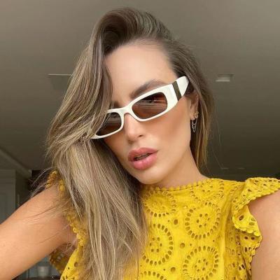 China Luxury sunglasses 2022 lady square net red sunglasses CIA style frame new fashion sunglasses small for sale