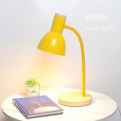 China Nordic Creative Led Modern Bedside Table Lights Dormitory Reading Lighting Iron Desk Lamp Eye Protection Office Student for sale