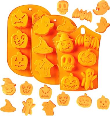 China Viable 3 Pieces Halloween Molds Halloween DIY Silicone Pumpkin Mold Non-Stick Cake Mold Forms for Kitchen Silicone Baking Mold for sale