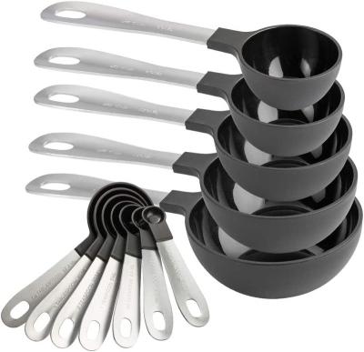 China 12 Pcs Sustainable Black Measuring Cups And Doser Set With Stainless Steel Handles For Kitchen Measuring Tools for sale