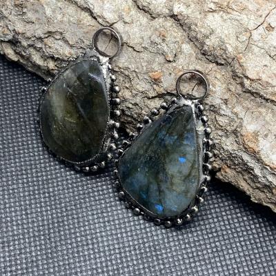 China A141 Europe and America cool drop shaped gemstone crystal pendant necklace labradorite necklace wholesale jewelry for sale