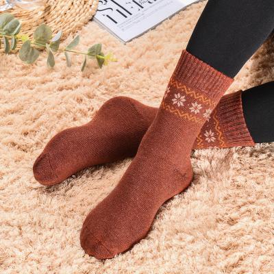 China Wholesale Sporty Christmas Socks Winter Thick Thermal Woolen Socks Fashion Cozy Wool Socks Women for sale