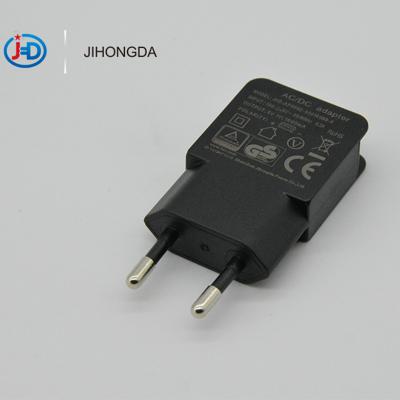 China CE/GS Professional Manufacturer Ultra Slim 5v Wall Chargers 1a Adapter JHD-AP006E-0501000BB-A for sale