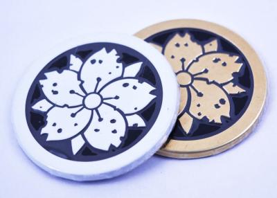 Chine Le Pin en métal de plaque signalétique Badges l'or imprimé, insignes faits sur commande de Pin d'émail ronds à vendre