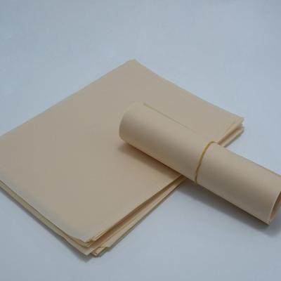 China Manufacturer Automotive Over Spray Disposable Brown Kraft Masking Paper for sale