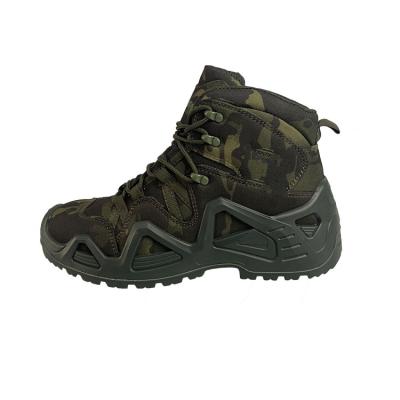 China Breathable Mesh Fabric PU Rubber Outdoor Shoes with Waterproofing Function Outdoor Shoes for sale