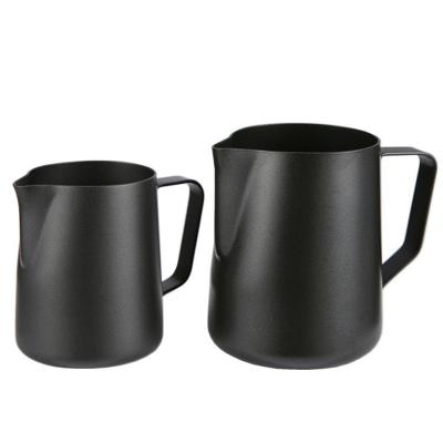 China Stocked Metal Frothing Pitcher Skimming Cup Stainless Steel Nonstick Coating Milk Frothing Pitcher for sale