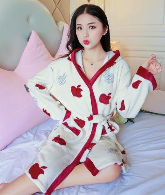 China Wholesale European and American popular style hooded lady's robe QUICK-DRY home bathrobe pajamas for sale