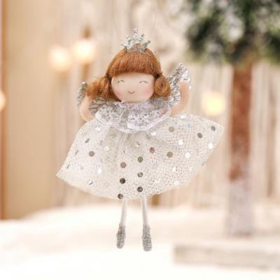 China New Fabric Christmas Products Home Decoration Christmas Wreath Pendant LED Lights Wreath Christmas Vine Pendant Circle for sale